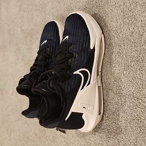 BOYS' NIKE BIG KID LEBRON WITNESS VI BASKETBALL SHOES